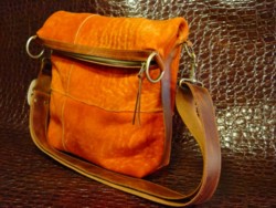 Tasche aus Lammfell